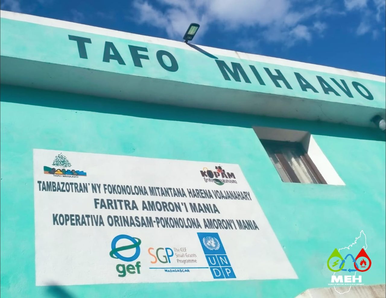 Panneau de la coopérative Tafo Mihaavo